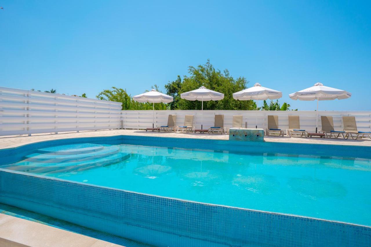 Oniros By Prestige Bookings Peyia Exterior foto